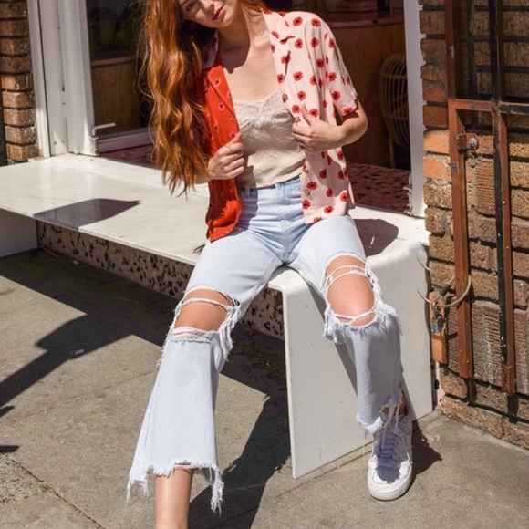 90's Vintage Distressed Denim Jeans - Picture 2 of 5